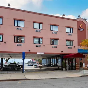 2* Hotel Comfort Brooklyn