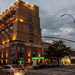 The Avenue Plaza Hotel